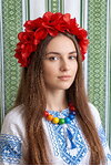 Веночек с атласными Маками