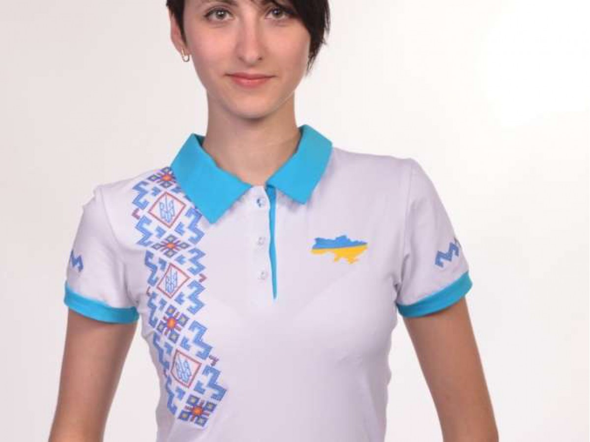 Embroidered T-shirts are a new fashion trend