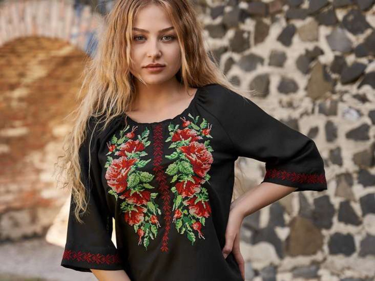 Embroidered black with red: a symbol of Ukrainian identity and national ...