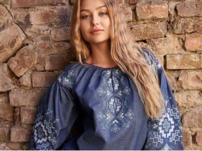 Women's blue embroidered shirt - the perfect choice for everyday wear.