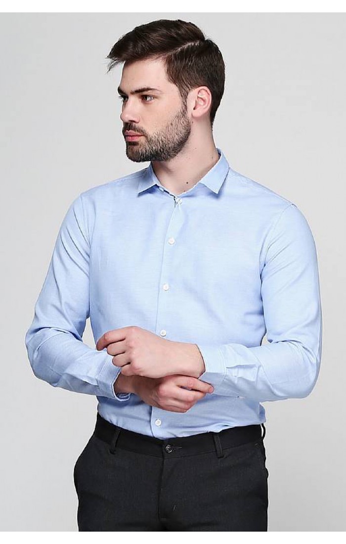 Рубашка мужская голубого цвета