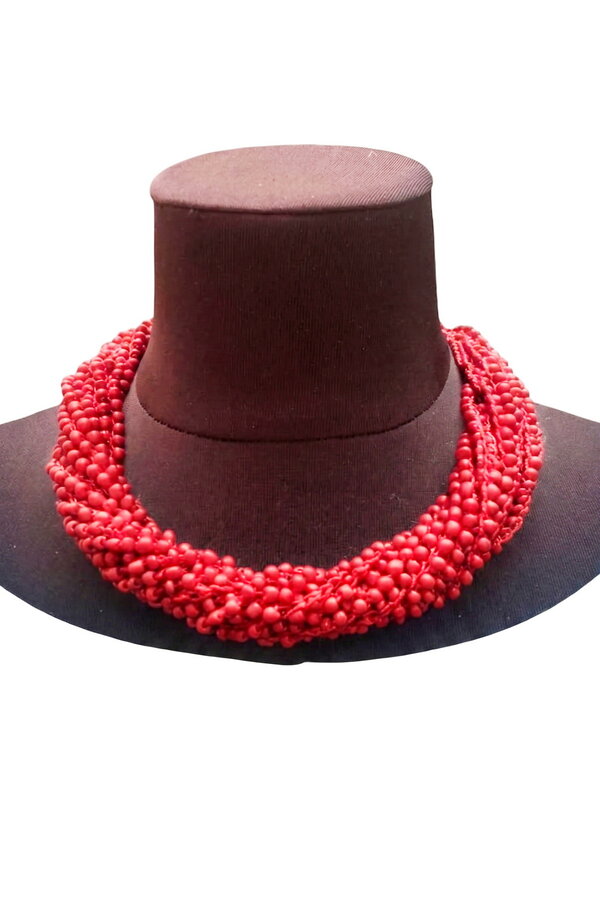 Twisted cobweb necklace color red