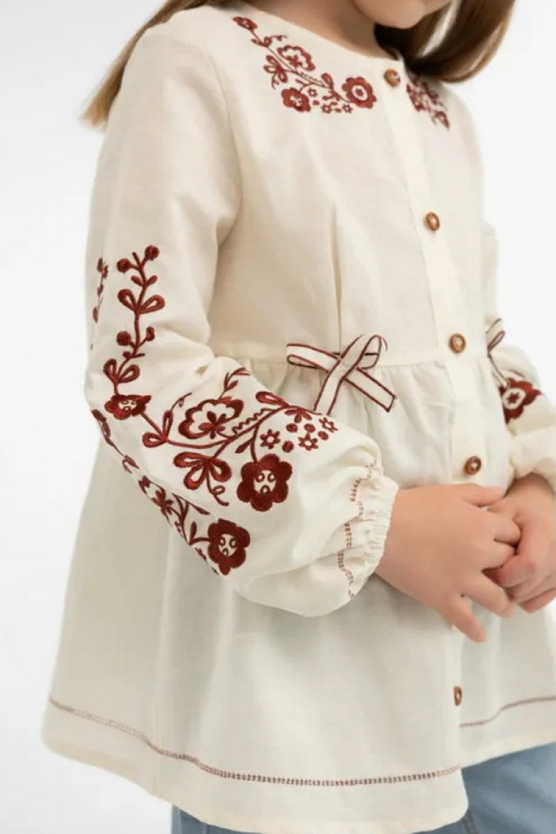 Вышитая туника для девочки из белого льна Стася