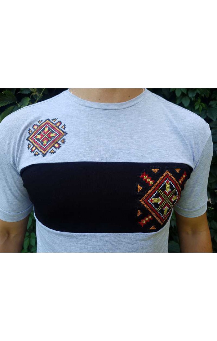 T-shirt with Melange embroidery