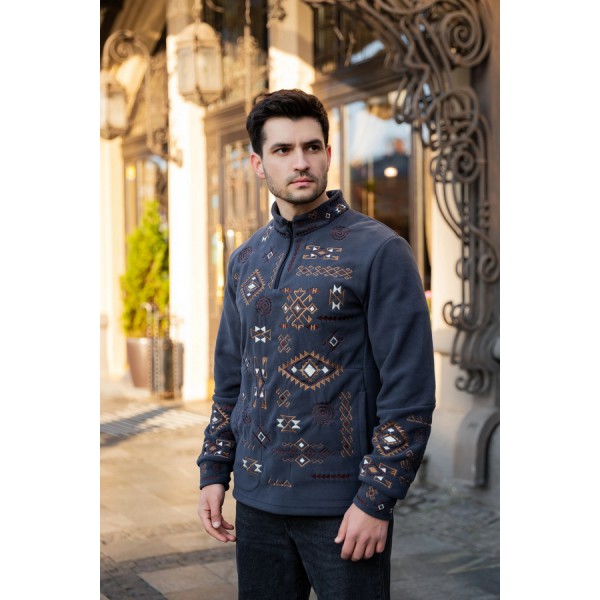 Men's fleece sweatshirt with embroidery Ustym