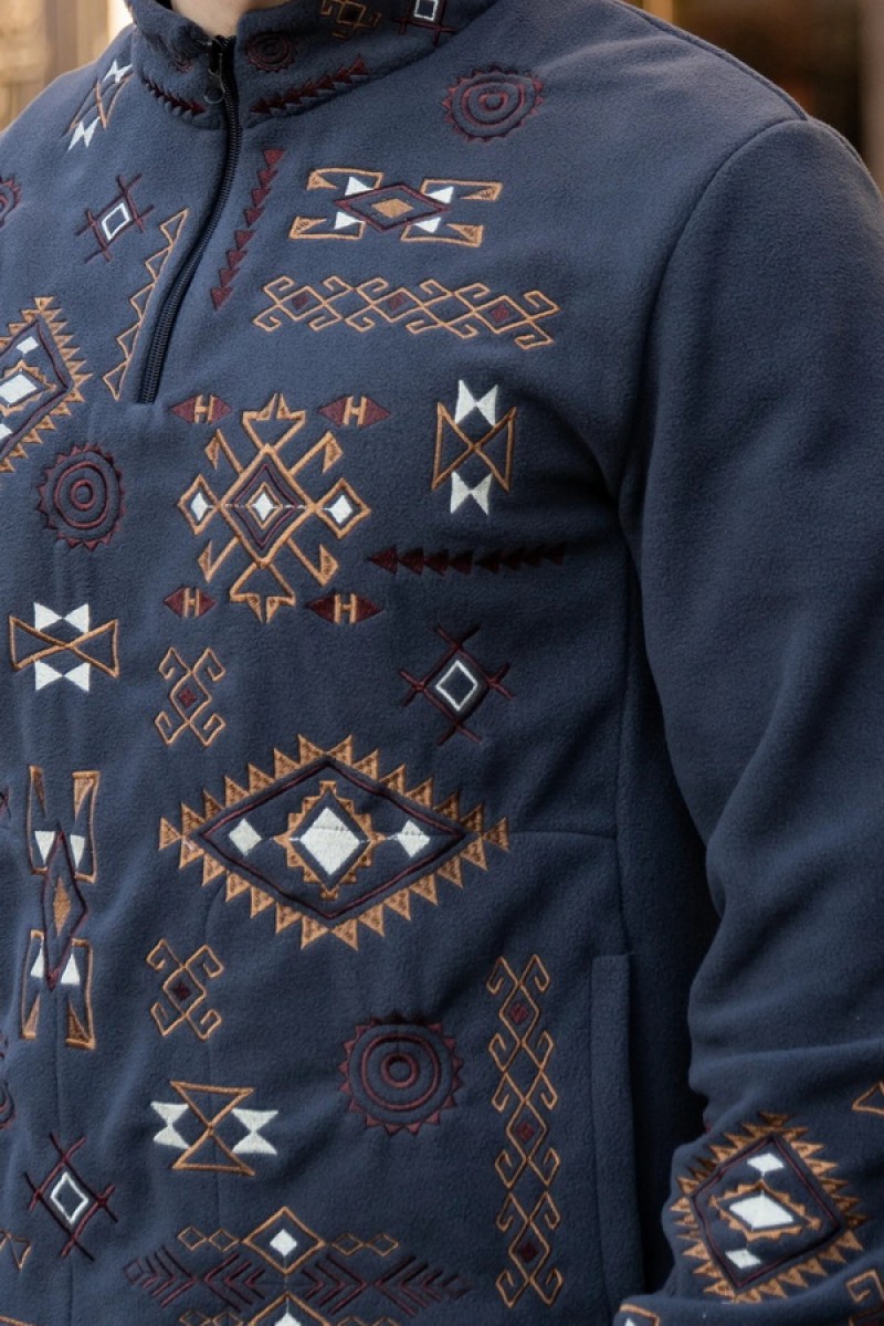 Men's fleece sweatshirt with embroidery Ustym