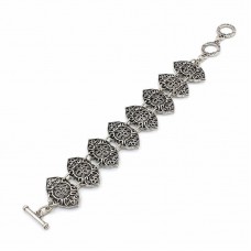 Bracelet Vaselevsa made of Italian Zamak alloy, coated with 10μ silver, with an extender.