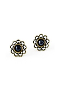 Stylish earrings Romania Etude, Puseta - elegant sophistication in every detail.