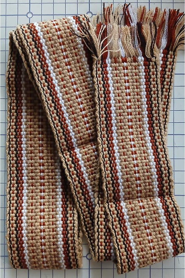 Small krajka, a belt for a vyshyvanka.