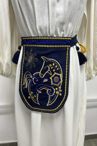 Gaman-ladunka embroidered with the belt 