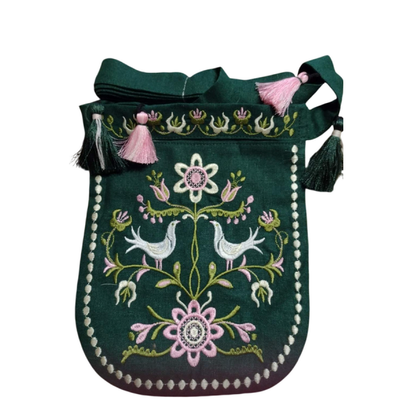 Гаман-ладунка, вышитая поясом Соловейко