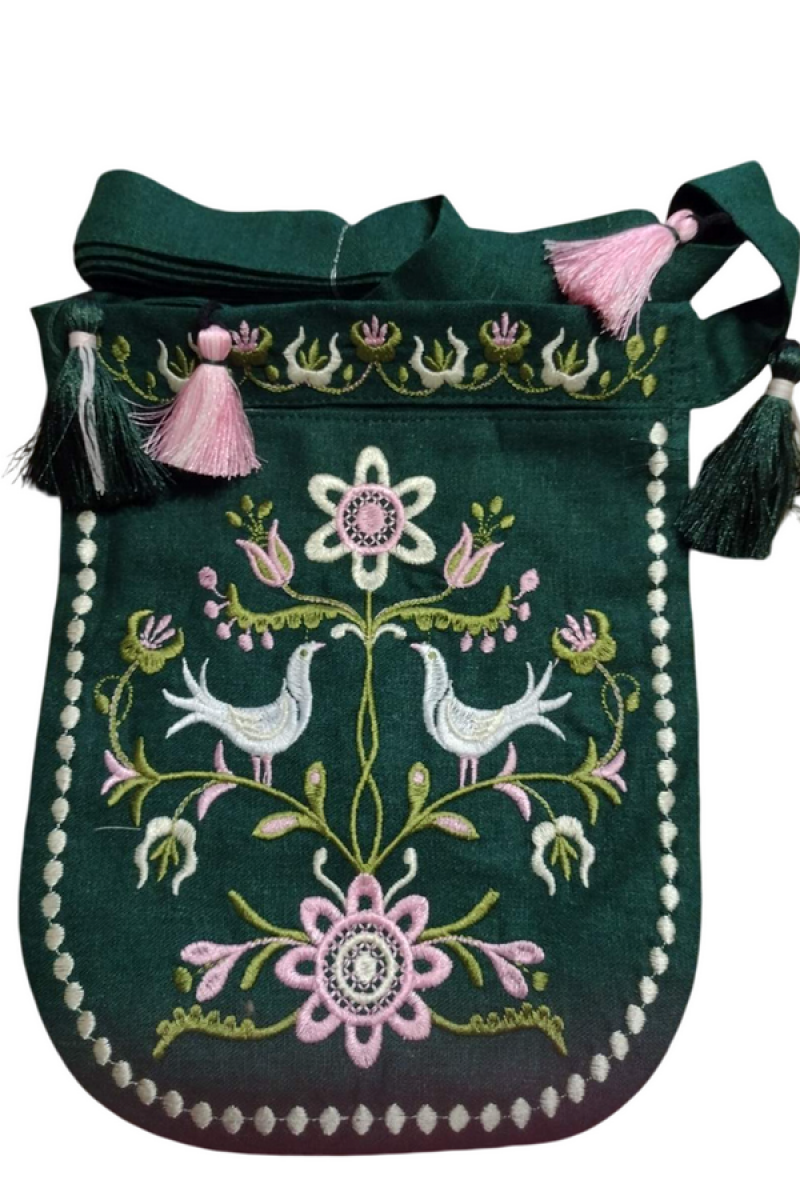 Гаман-ладунка, вышитая поясом Соловейко