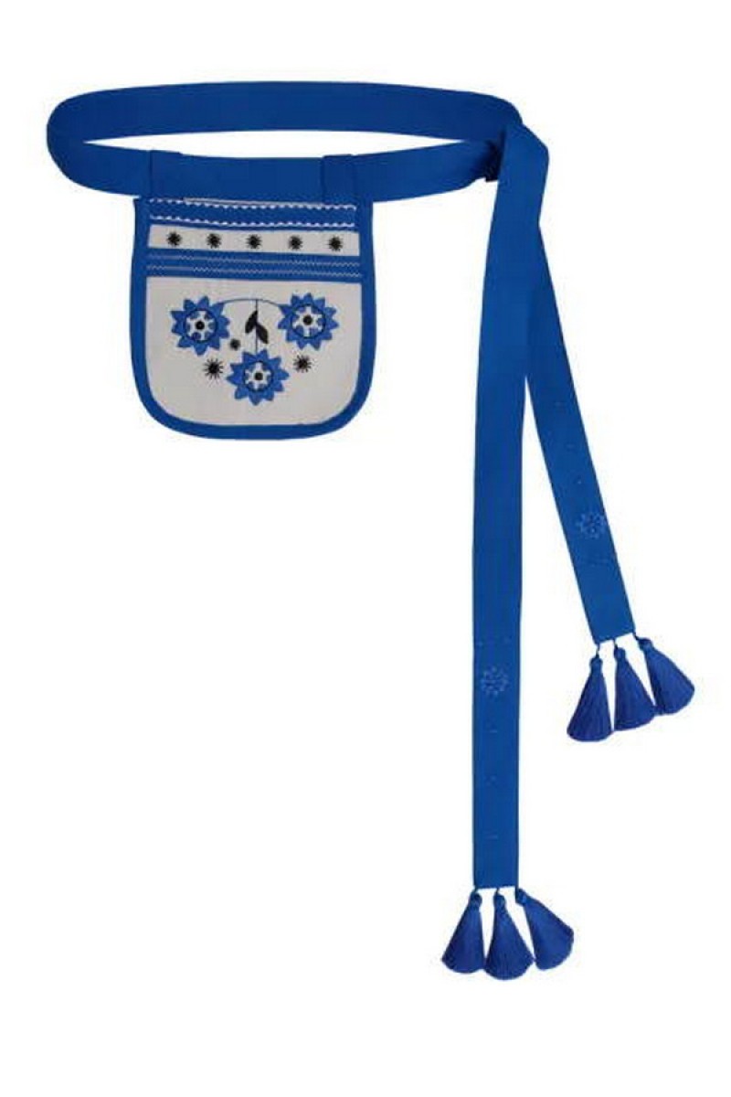 Linen embroidered handbag with a belt Flower