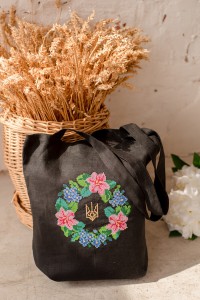 Сумка Bag Shopper Elderberry? Сумка-шоппер из плотного хлопка, украшенная вышивкой.