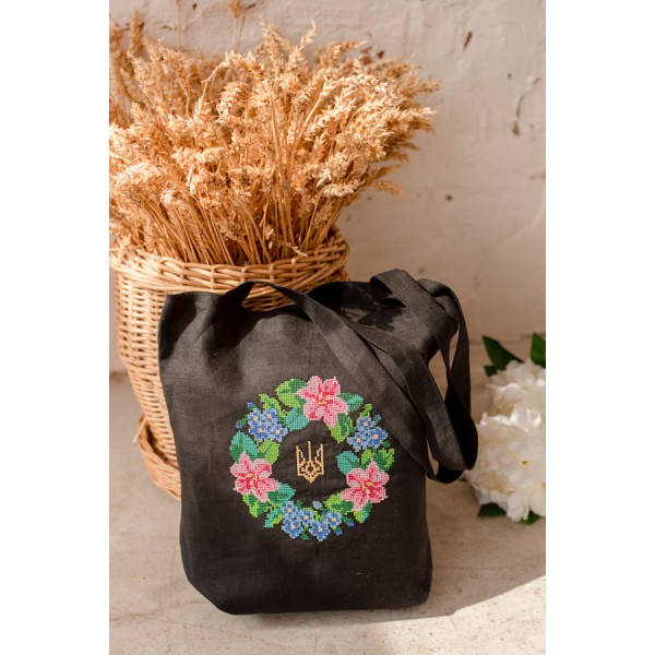 Cумка  шопер Бузина Сумка-шопер виготовлення зі щільної бавовни, оздоблена вишивкою.