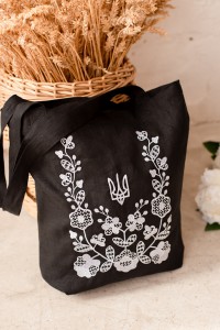 Сумка Bag Shopper Elderberry? Сумка-шоппер из плотного хлопка, украшенная вышивкой.