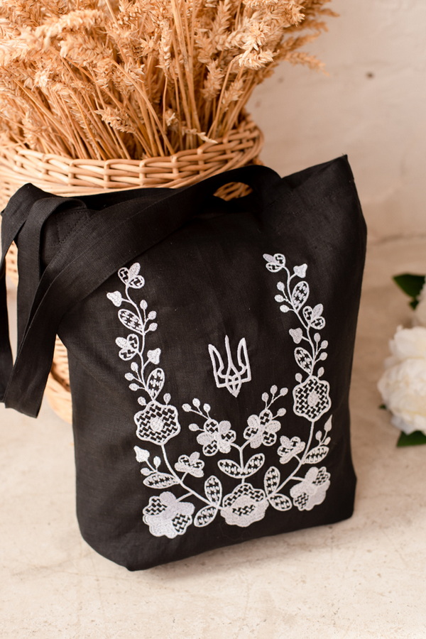 Patriotic shopper bag made of lightweight cotton, white ornament