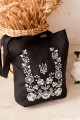 Сумка Bag Shopper Elderberry? Сумка-шоппер из плотного хлопка, украшенная вышивкой.