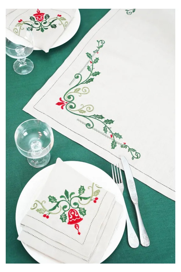 Festive Table Set