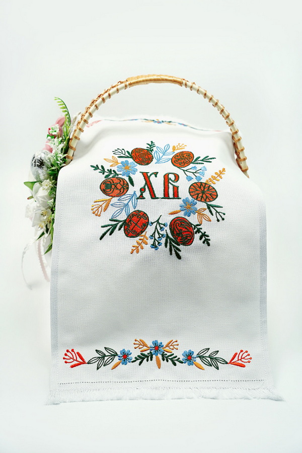 Easter towel with “Pysanka with flowers” pattern (green-orange), 33x65 cm