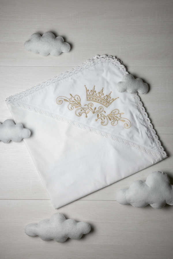 White baptismal shawl with golden embroidery Crown