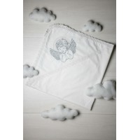 White baptismal blanket with silver embroidery of an Angel White baptismal blanket with silver embroidery of an Angel