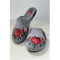 Women's Slippers Poppies