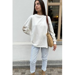 White sweatshirt trinitka Yakravi viti