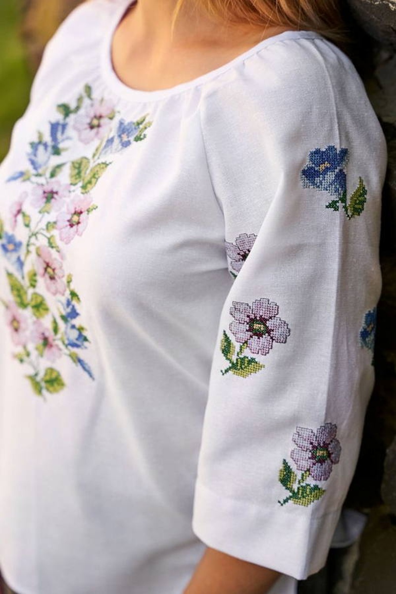 Women's white embroidered blouse "Kyiv Periwinkle", 62