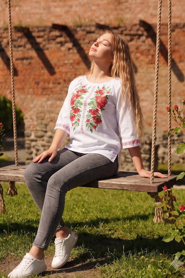 Women's white embroidered blouse "Rose Garden"