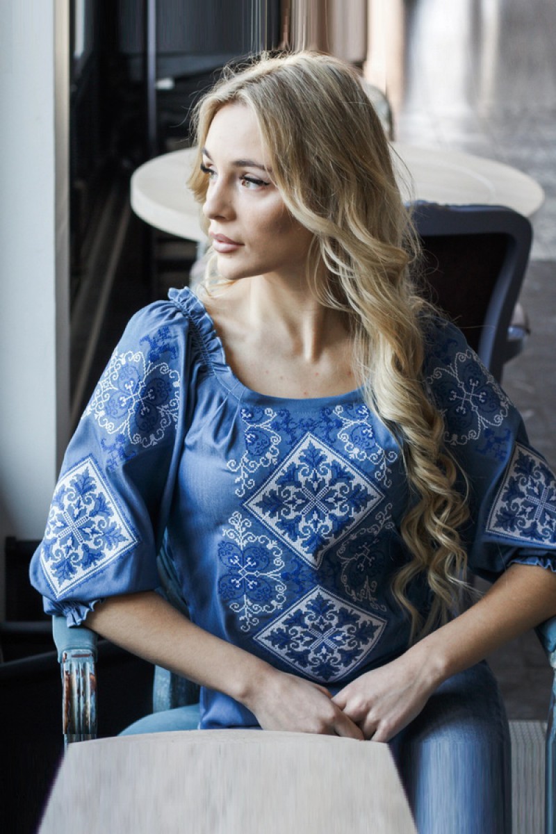 Blue embroidered shirt for women, blue embroidery of Hoverla. M