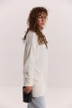 Жіночий в`язаний кардиган oversize молочний з пухнастої пряжі
