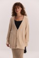 Жіночий в`язаний кардиган oversize світло-бежевий з пухнастої пряжі