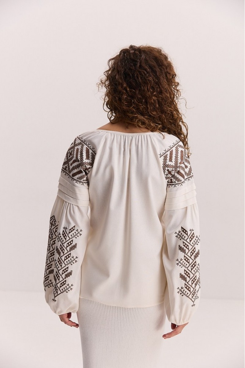 White embroidered shirt with brown embroidery Beatrice, size M