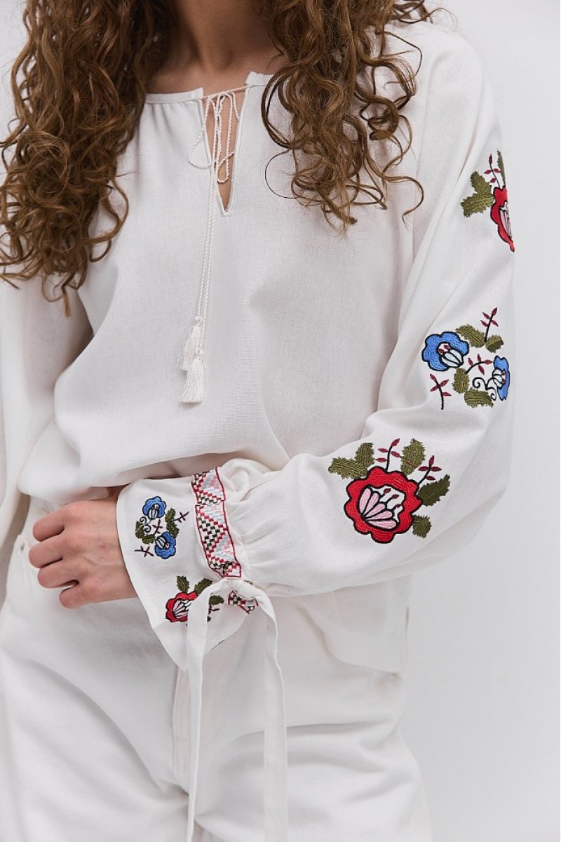 Milk-colored Vyshyvanka Vilena, size L