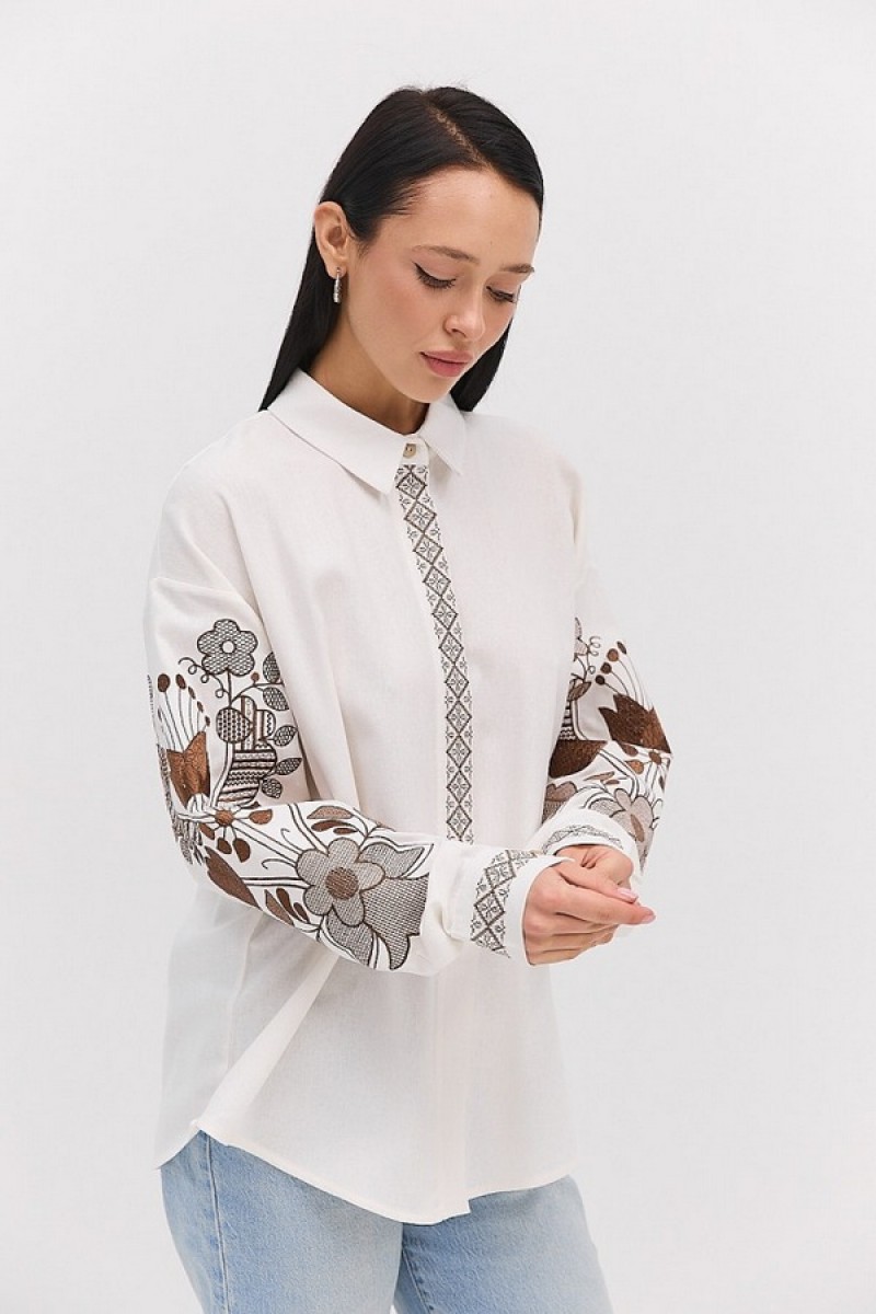 Milk embroidered shirt with a detachable collar Rodoslava, one size