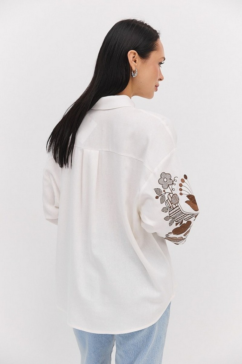 Milk embroidered shirt with a detachable collar Rodoslava, one size