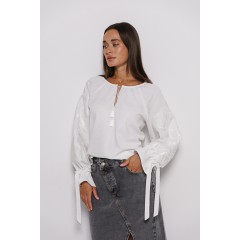 Вишиванка жіноча молочна з білою вишивкою Антонида, M