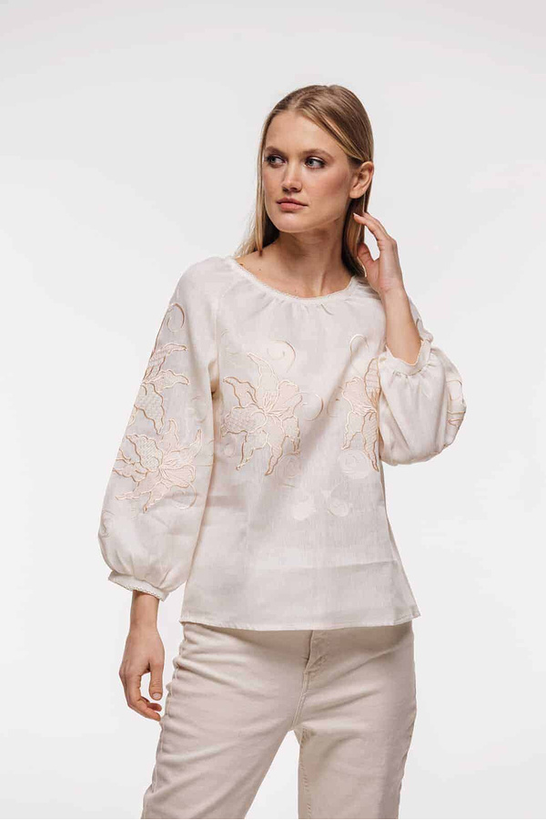 Charm embroidered women's blouse