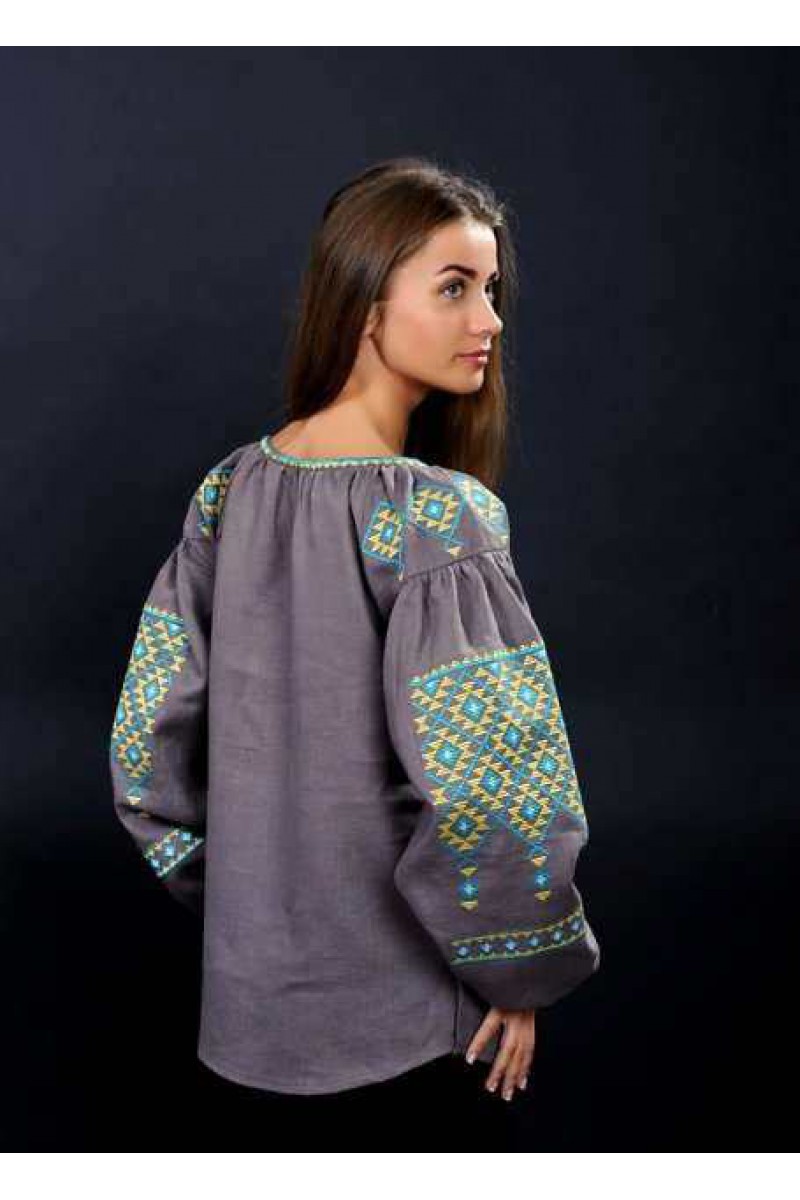 Orimira, a female embroiderer Orimira, a female embroiderer