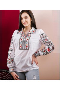 Women's embroidered shirt, size 40, September