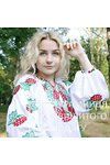 Женская вышиванка с вышивкой «Красная калина»