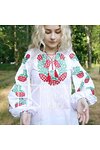 Женская вышиванка с вышивкой «Красная калина»