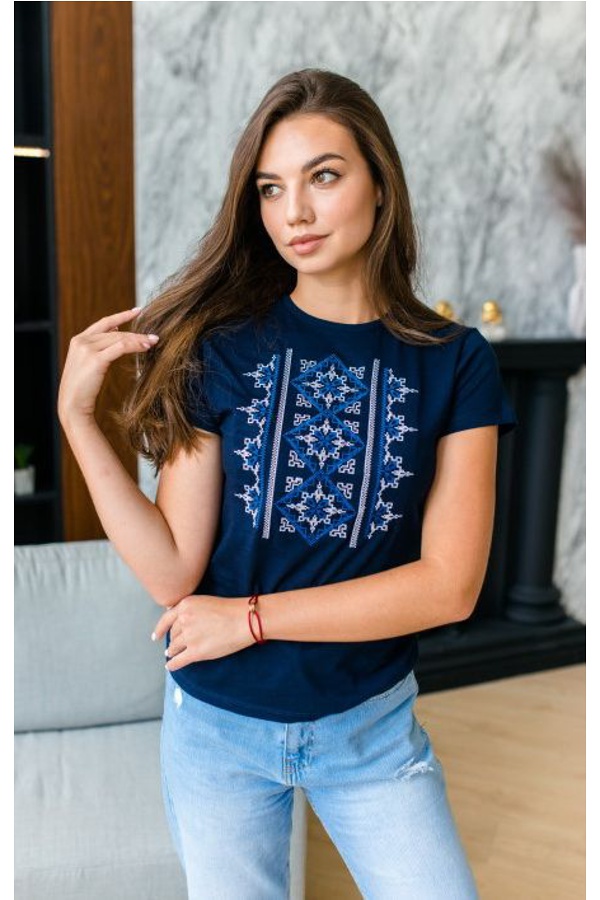 Women's white embroidered t-shirt amulet,  S