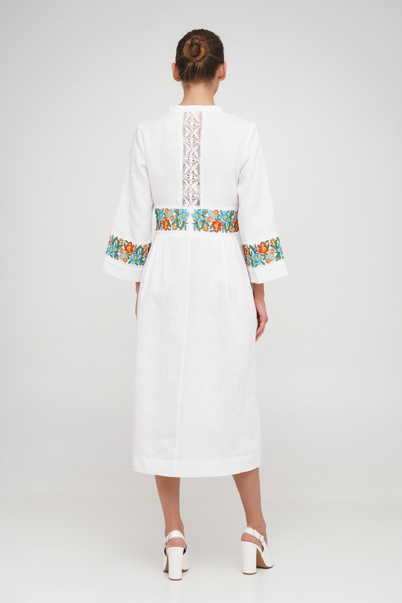 Платье льняное длинное белое с вышивкой Сусанна Платье льняное длинное белое с вышивкой Сусанна