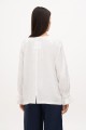 White women's embroidered shirt, white Teresa.