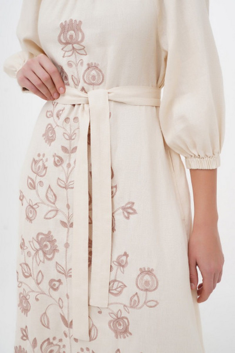 Dress made of milk linen with Krajana embroidery - style and comfort!