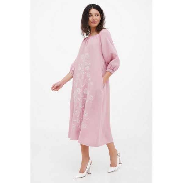 Dress made of pink linen with Krajana embroidery