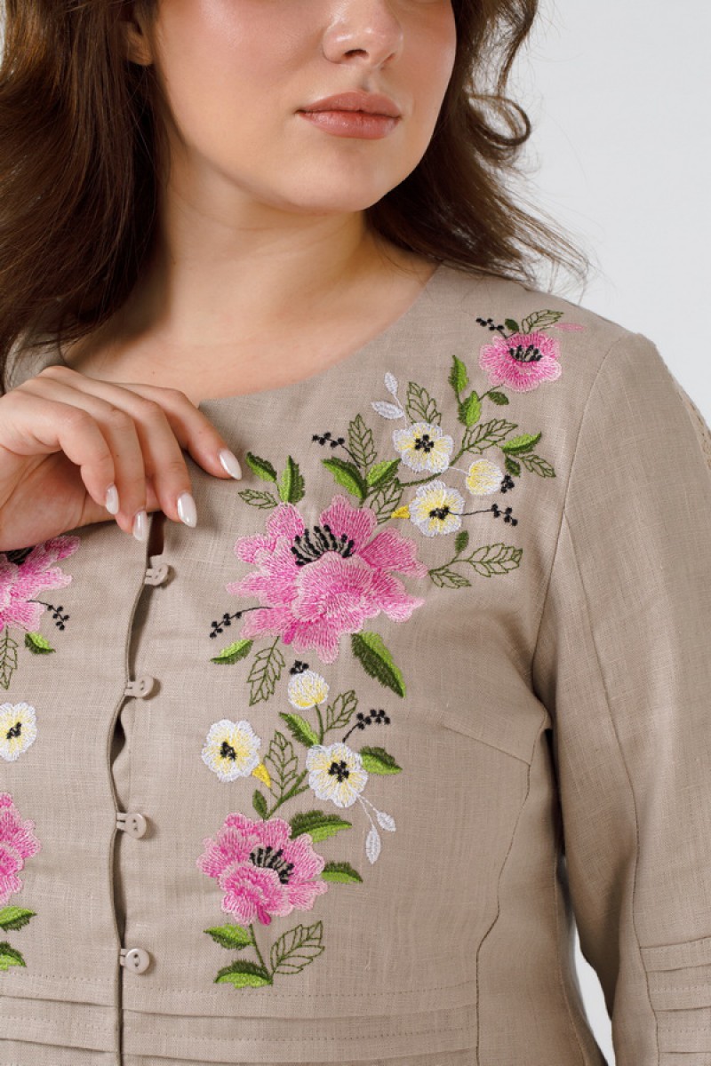 Embroidered women's shirt in large sizes Teklia