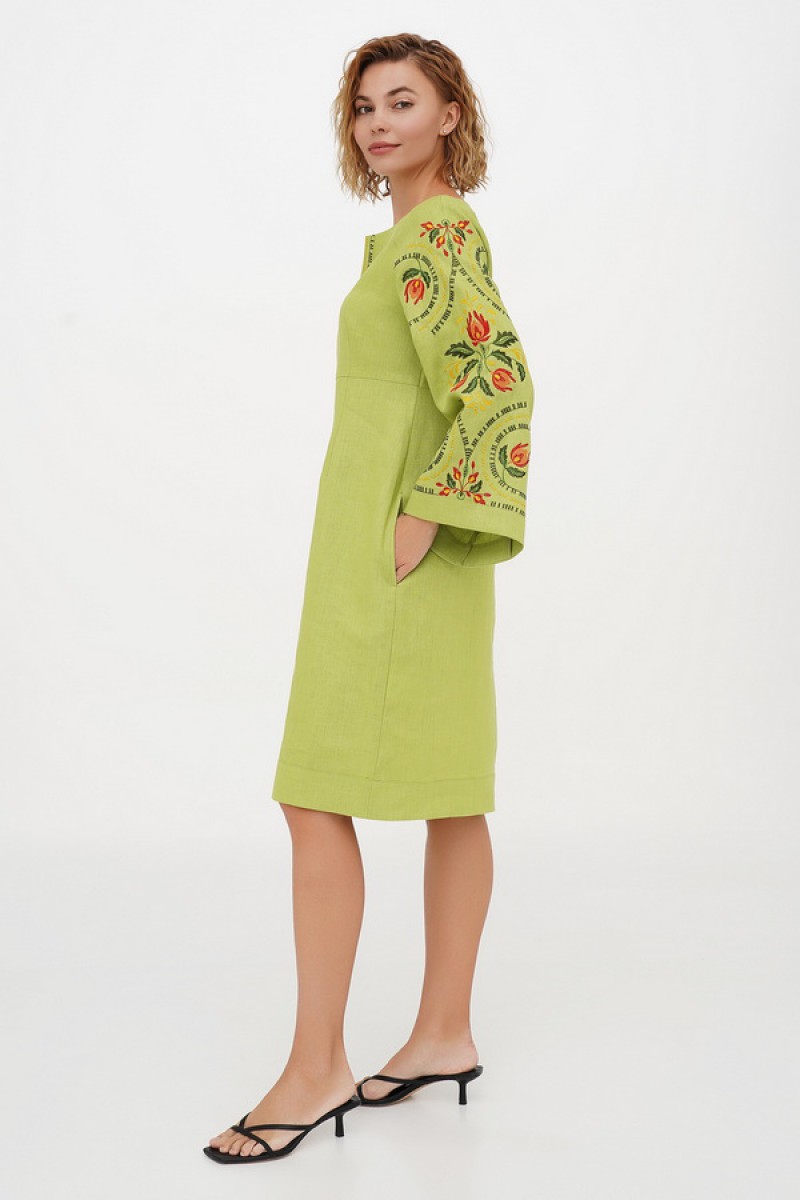 Salad embroidered dress "Spring" - a stylish dress for any figure!